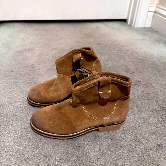 Zara Girls Suede Booties NWTS! - Picture 3 of 4
